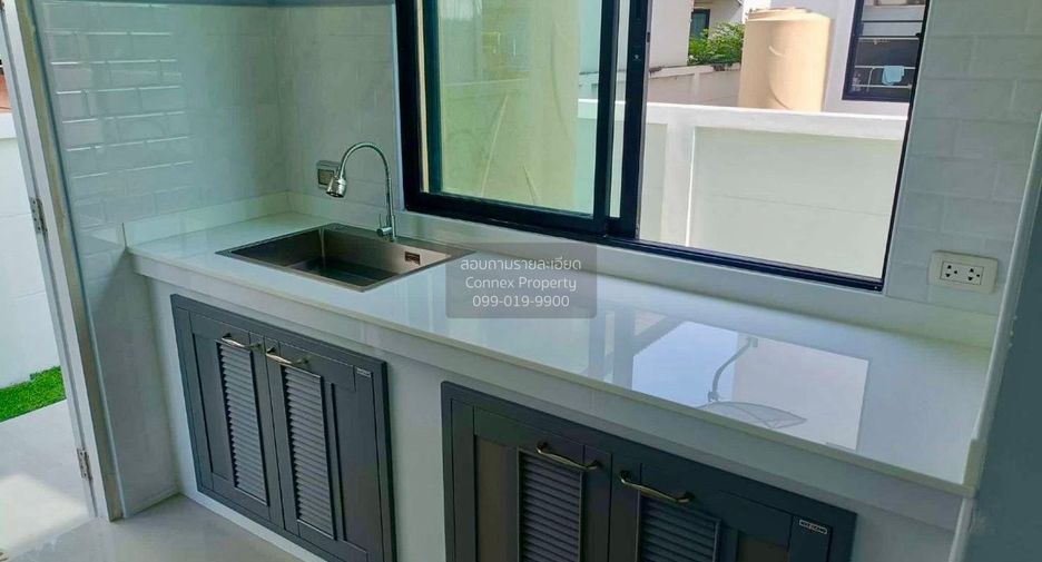 For sale 3 bedrooms house in Bang Bua Thong, Nonthaburi