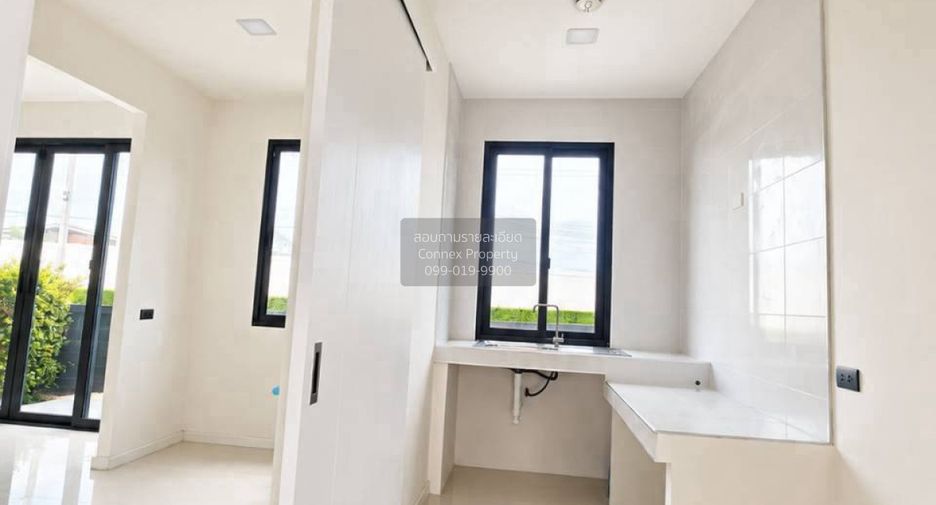 For sale 4 bedrooms house in Bang Phli, Samut Prakan
