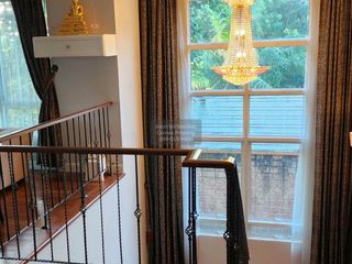 For sale 6 bedrooms house in Phra Khanong, Bangkok