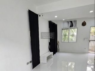 For sale 3 bedrooms townhouse in Khlong Luang, Pathum Thani