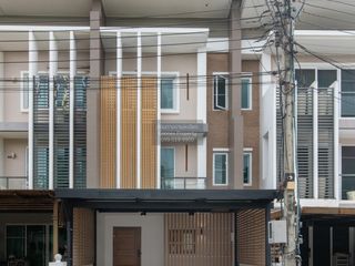 For sale 3 bedrooms townhouse in Lak Si, Bangkok