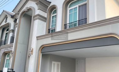 Haus zum Kauf mit 5 Zimmer in Bang Phli, Samut Prakan