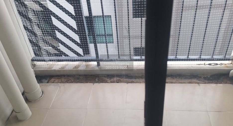 For sale 1 bed condo in Mueang Samut Prakan, Samut Prakan