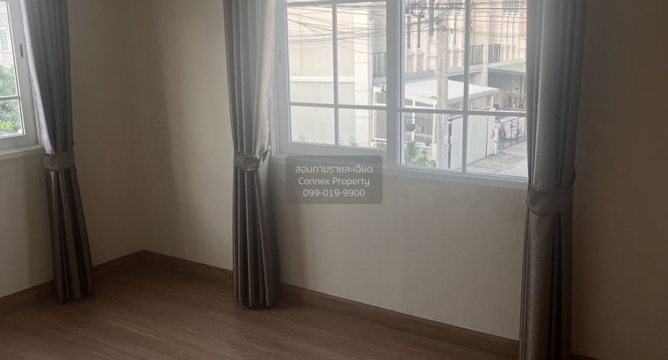 For sale 3 bedrooms townhouse in Bang Kruai, Nonthaburi
