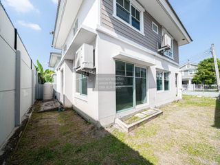 For sale 3 bedrooms house in Khlong Sam Wa, Bangkok