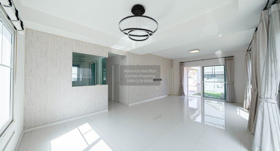 For sale 3 bedrooms house in Khlong Sam Wa, Bangkok