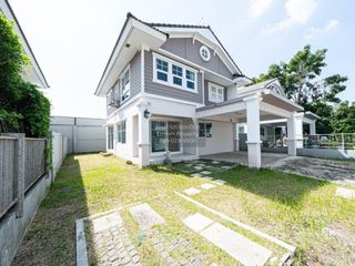 For sale 3 bedrooms house in Khlong Sam Wa, Bangkok