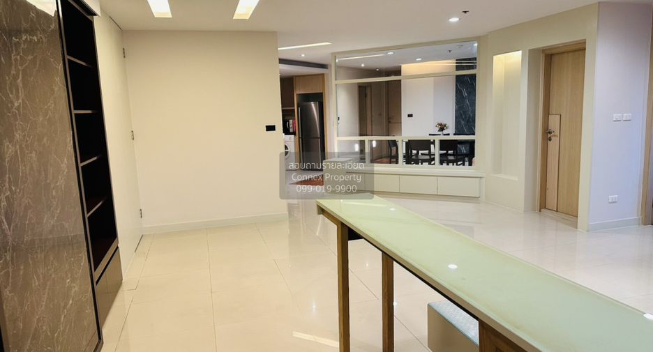À vendre 3 chambres condo à Watthana, Bangkok