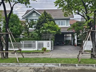 For sale 3 bedrooms house in Khlong Sam Wa, Bangkok