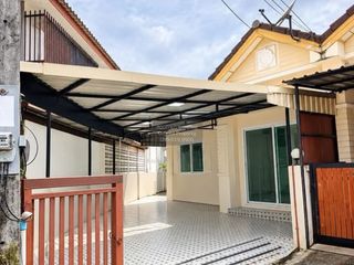 À vendre 2 chambres maison de ville à Mueang Phuket, Phuket