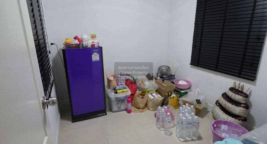 For sale 3 bedrooms house in Krathum Baen, Samut Sakhon