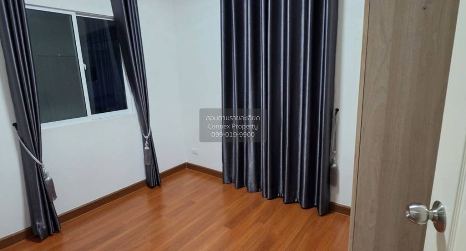 For sale 3 bedrooms house in Krathum Baen, Samut Sakhon