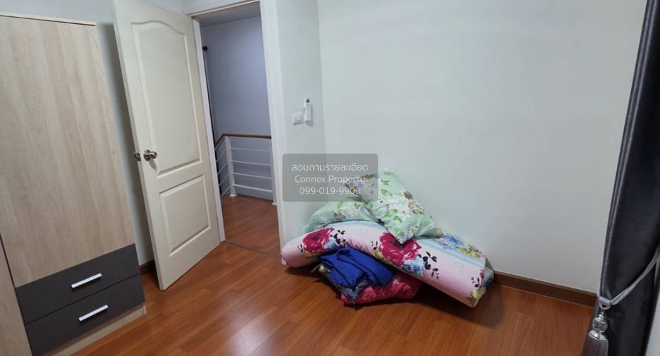 For sale 3 bedrooms house in Krathum Baen, Samut Sakhon
