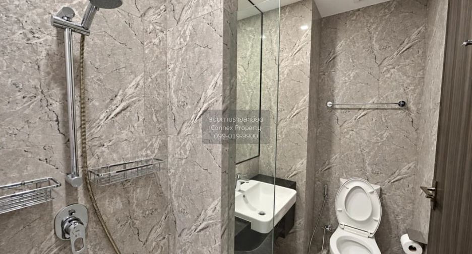 For sale 1 bed condo in Khlong Toei, Bangkok