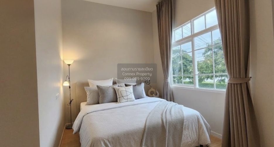 For sale 3 bedrooms townhouse in Thung Khru, Bangkok