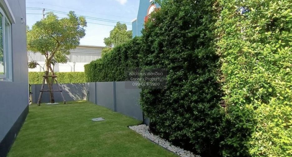 For sale 3 bedrooms townhouse in Thung Khru, Bangkok