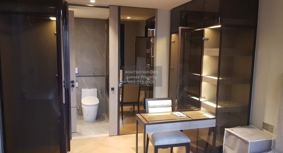 For sale 2 bedrooms condo in Watthana, Bangkok