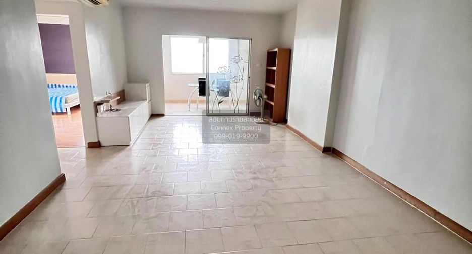 For sale 2 bedrooms condo in Bang Phlat, Bangkok