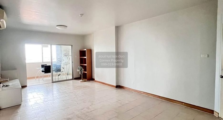 For sale 2 bedrooms condo in Bang Phlat, Bangkok