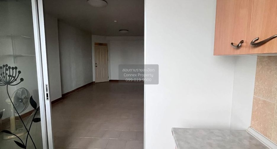 For sale 2 bedrooms condo in Bang Phlat, Bangkok