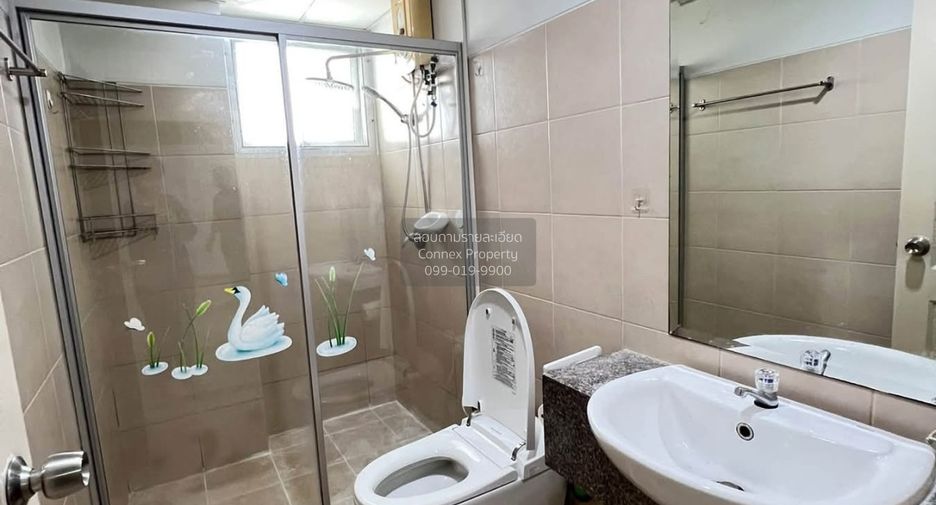 For sale 2 bedrooms condo in Bang Phlat, Bangkok