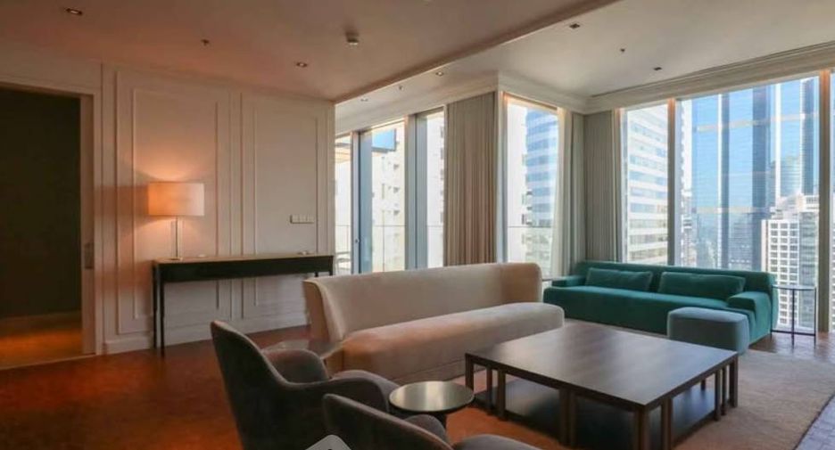 For sale 2 bedrooms condo in Sathon, Bangkok