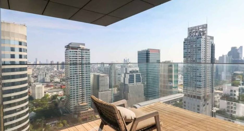 For sale 2 bedrooms condo in Sathon, Bangkok