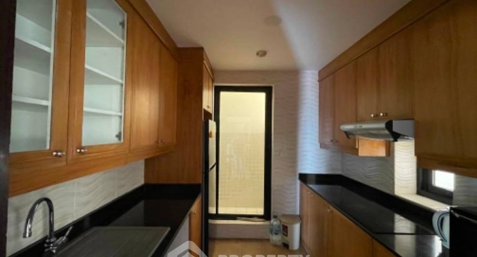 Condo en alquiler de 2 habitaciones en Sathon, Bangkok