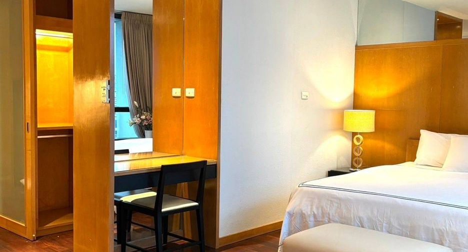 For rent 1 bed condo in Pathum Wan, Bangkok