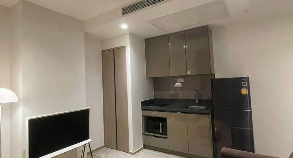 For rent 1 bed condo in Huai Khwang, Bangkok