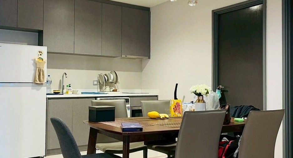 For rent 2 bedrooms condo in Ratchathewi, Bangkok