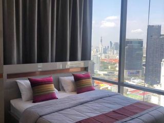 Wohnung zur Miete mit 1 Zimmer in Bang Rak, Bangkok