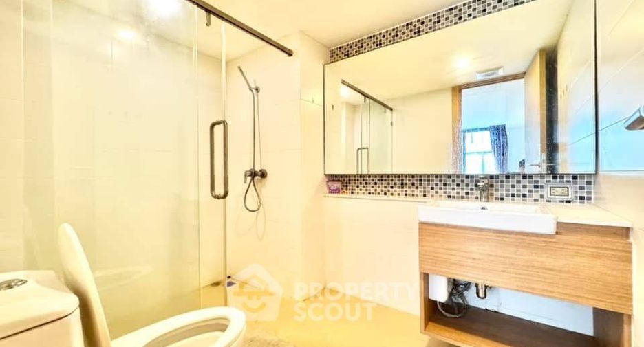 Condo en alquiler de 2 habitaciones en Bang Lamung, Chonburi