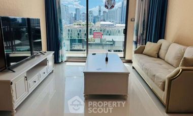 For rent 2 bedrooms condo in Watthana, Bangkok