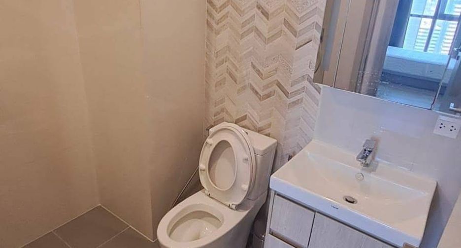 Аренда 2 спальни кондо в Кхлонг Тоеи, Бангкок