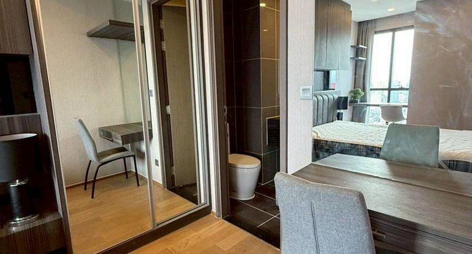 For rent 1 bed condo in Bang Rak, Bangkok