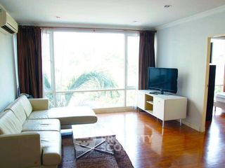 For rent 1 bed condo in Yan Nawa, Bangkok