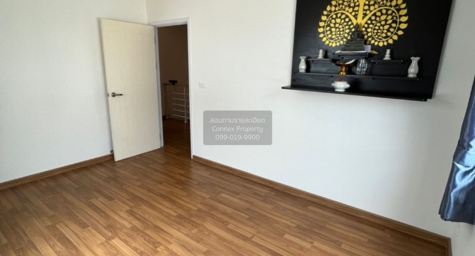 For rent 4 bedrooms townhouse in Bang Bua Thong, Nonthaburi