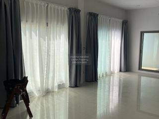 For rent 3 bedrooms townhouse in Pak Kret, Nonthaburi