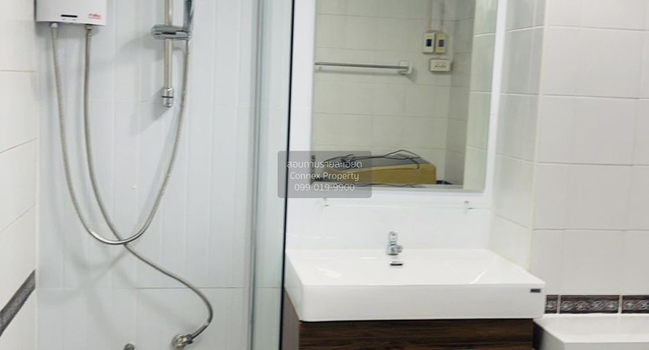 For rent 2 bedrooms condo in Din Daeng, Bangkok