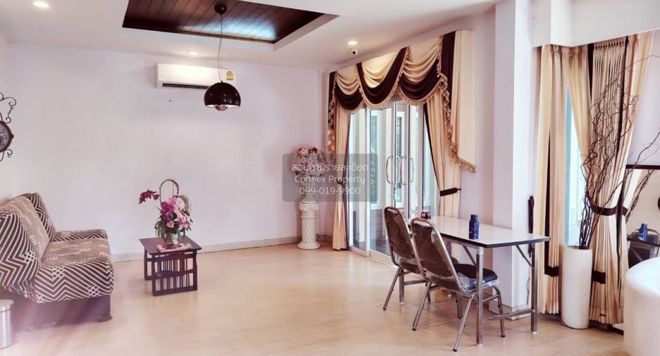 For rent 6 bedrooms house in Bang Khun Thian, Bangkok
