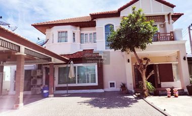 For rent 6 bedrooms house in Bang Khun Thian, Bangkok