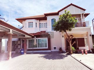 For rent 6 bedrooms house in Bang Khun Thian, Bangkok