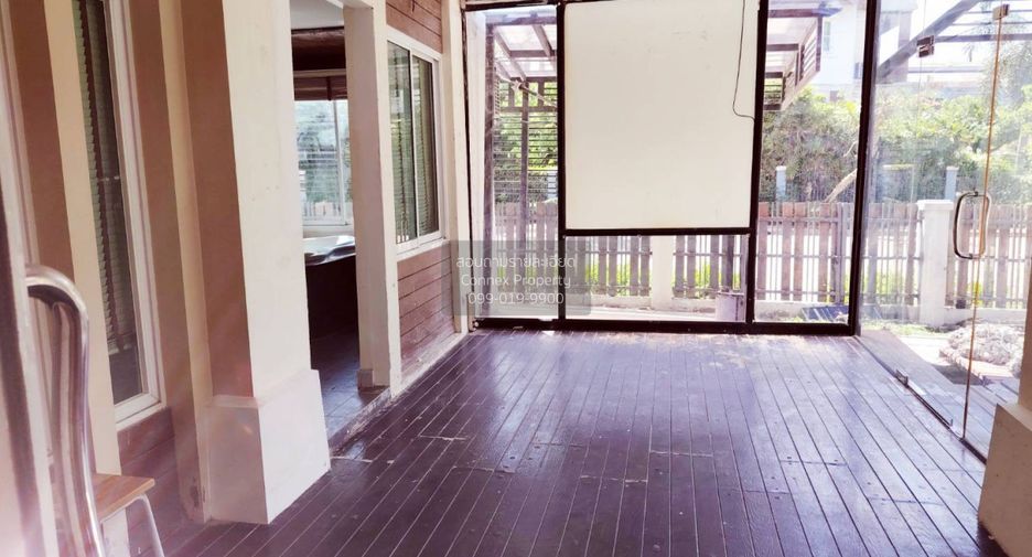 For rent 6 bedrooms house in Bang Khun Thian, Bangkok