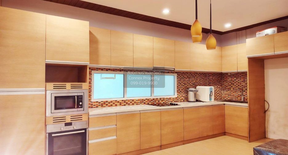 For rent 6 bedrooms house in Bang Khun Thian, Bangkok