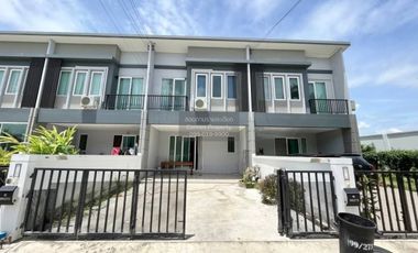 For rent 4 bedrooms townhouse in Bang Yai, Nonthaburi