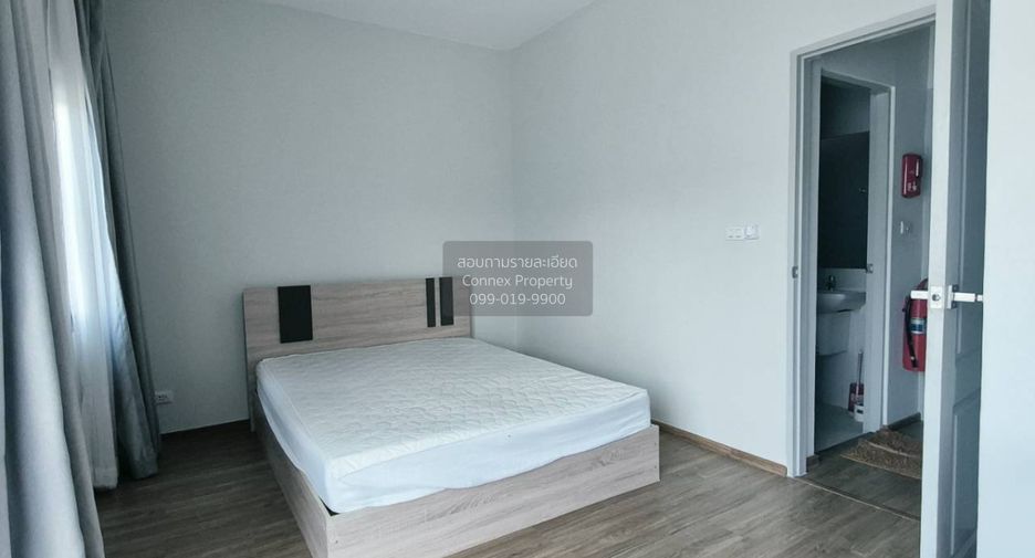 For rent 3 bedrooms townhouse in Khlong Luang, Pathum Thani