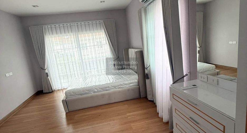For rent 4 bedrooms house in Pak Kret, Nonthaburi