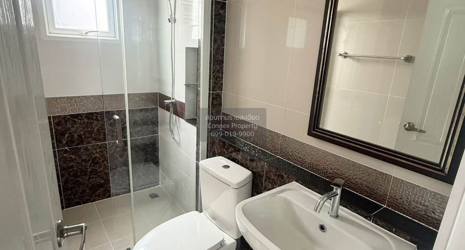 For rent 4 bedrooms house in Pak Kret, Nonthaburi