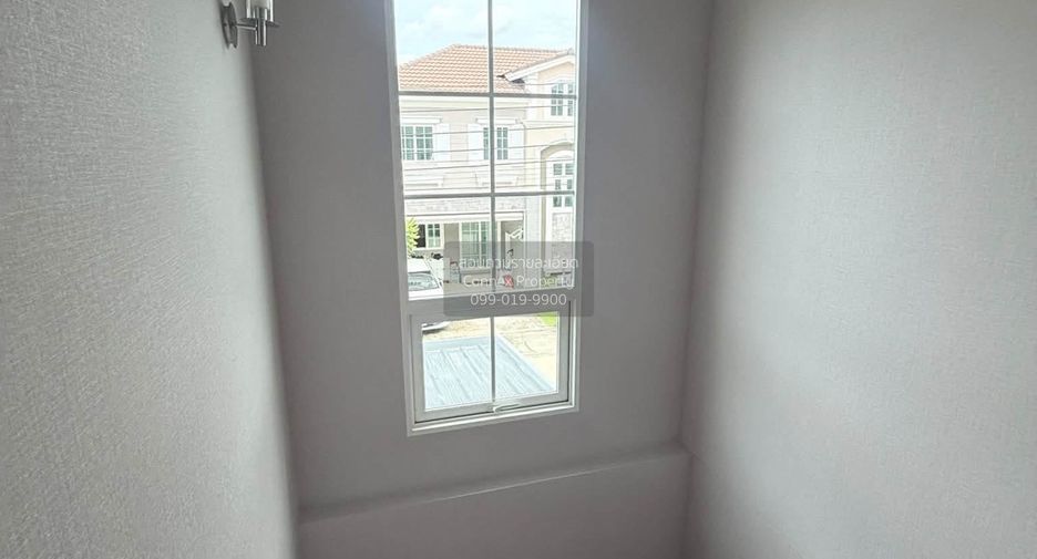 For rent 4 bedrooms house in Pak Kret, Nonthaburi